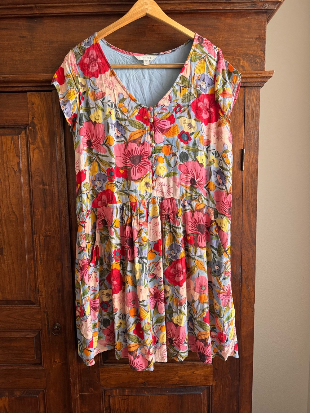 Garnet Hill Marina Crepe Dress Elora Multi Floral V-Neck Short Sleeve Medium